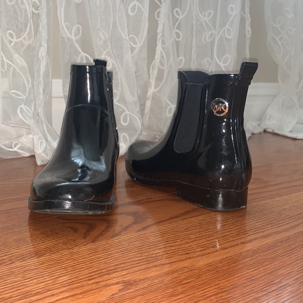 MICHAEL KORS Rain Boots (Black)